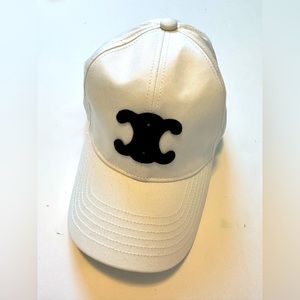CELINE TRIOMPHE CAP WHITE